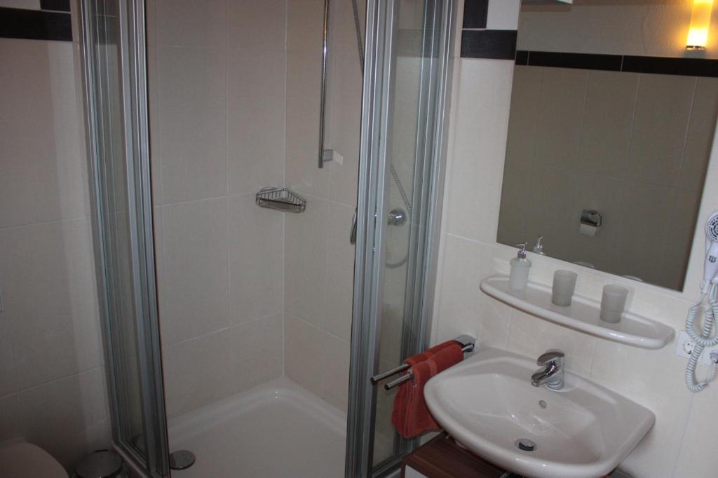 Thai Tawan Rheinhausen Habitación foto