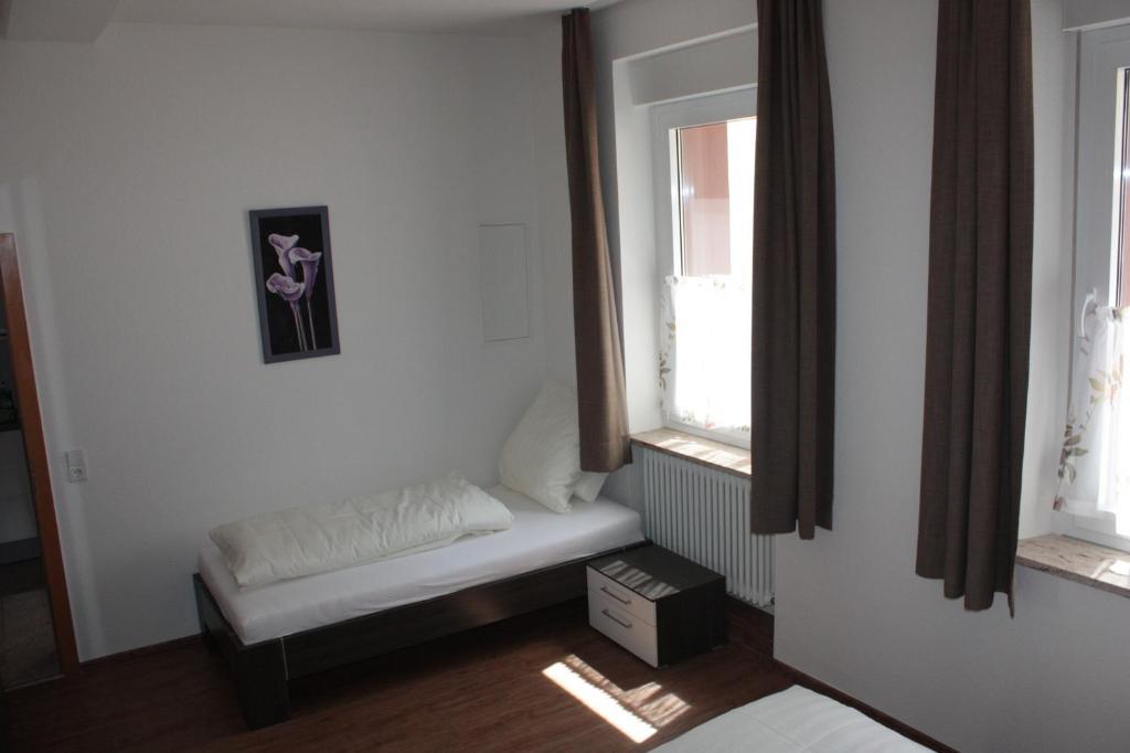 Thai Tawan Rheinhausen Habitación foto